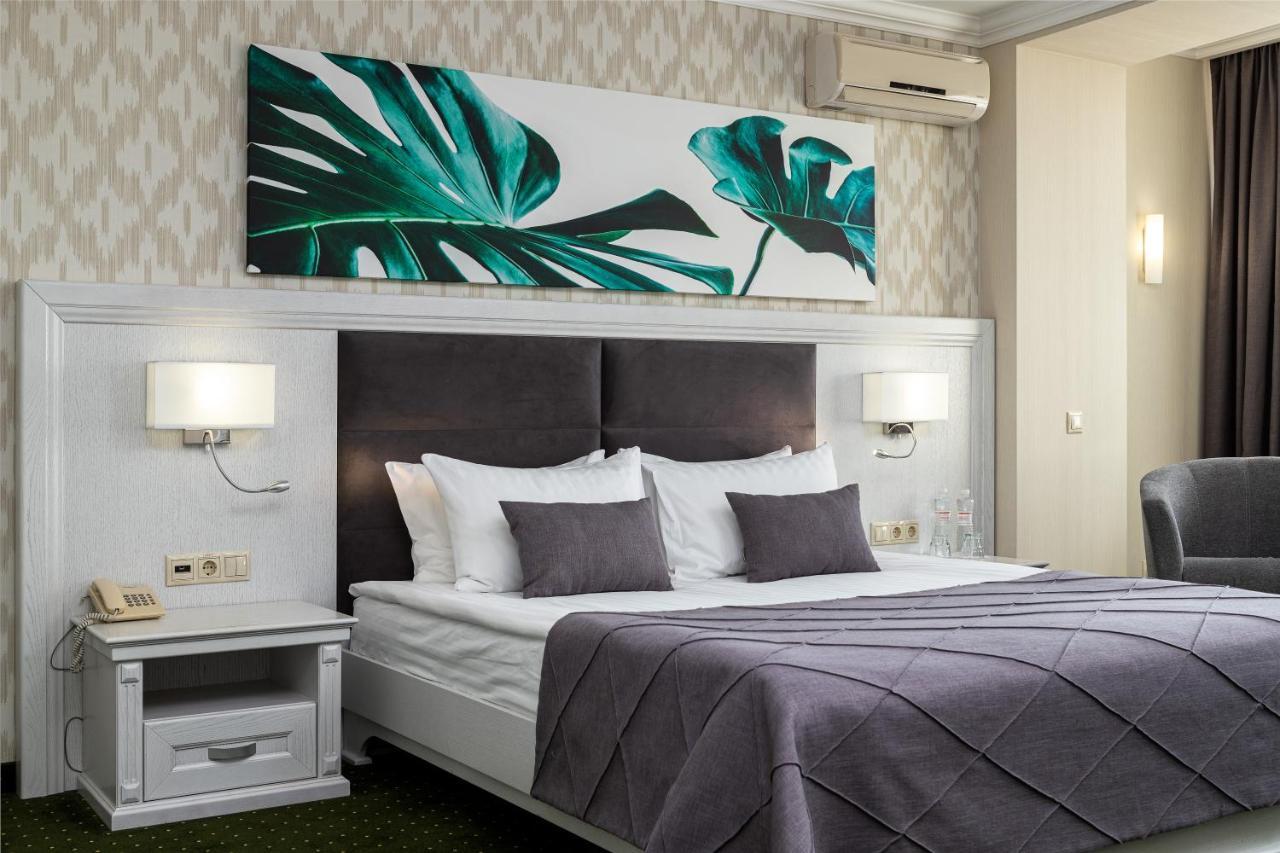 Sonata Hotel & Restaurant "Готель Соната" Lviv Luaran gambar