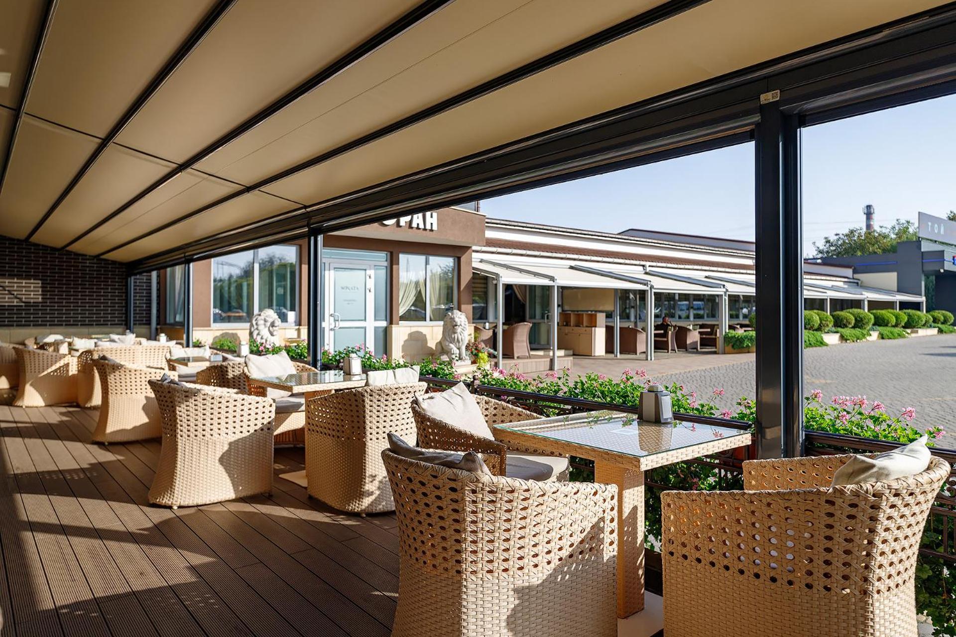 Sonata Hotel & Restaurant "Готель Соната" Lviv Luaran gambar
